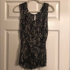 Black and cream print top